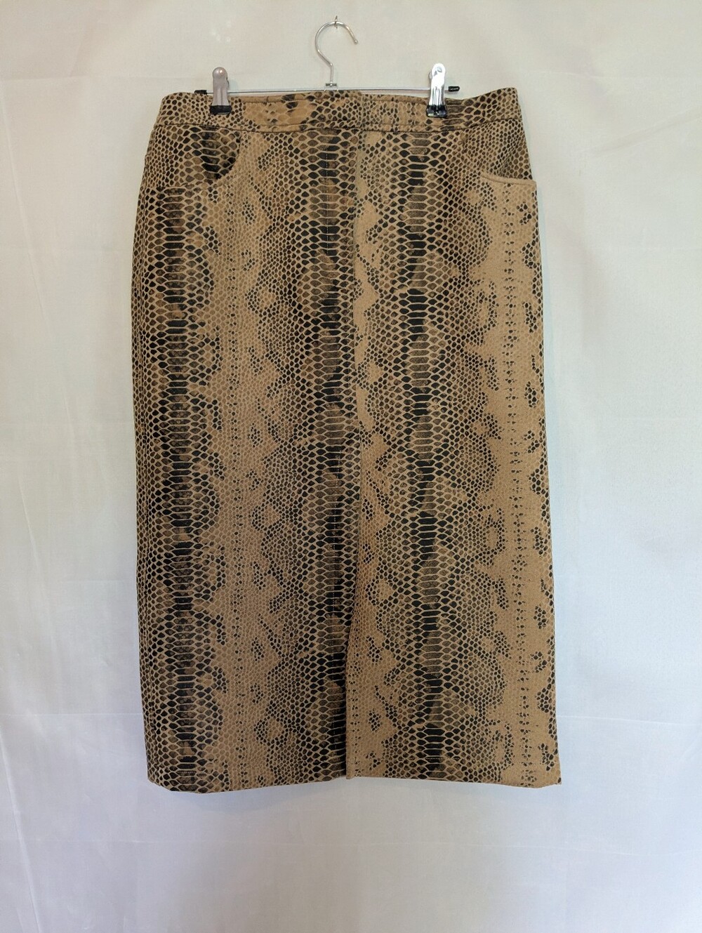 Nicole Miller Soft Faux Leather Snakeskin Midi Skirt Front Slit Stretch 8